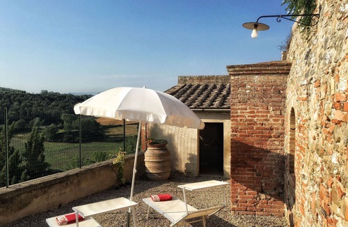 San Giovanni d'Asso House | Beautiful private villa with A/C, WIFI, private pool, TV, patio, panoramic view, close to Montalcino