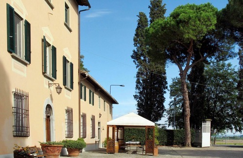 San Miniato House | Beautiful private villa for 20 guests with private pool, WIFI, TV, patio and pets allowed