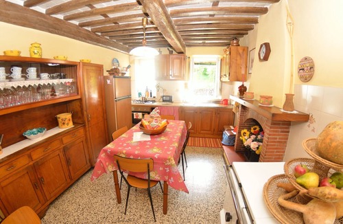 Villabuona Villa | Beautiful private villa for 6 guests with private pool, WIFI, TV and pets allowed