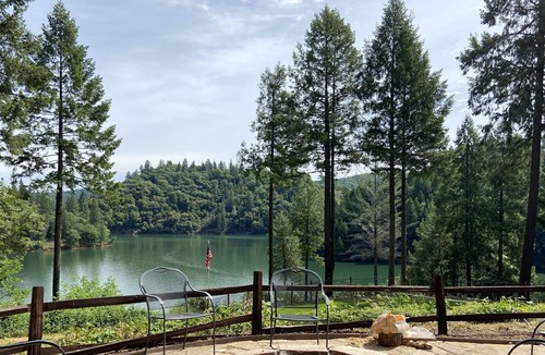 Chicago Park Apartment | Beautiful Rollins Lake Inn - Studio Cabin #8