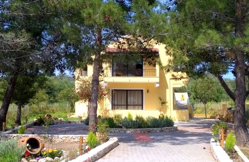 Melikia House | Beautiful Studios In A Green And Peaceful Area Near The Beach On Corfu Island