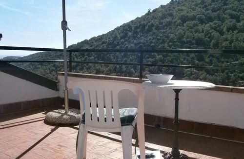 Riva Faraldi House | Beautiful Vacation home on the ital. Riviera for rent!