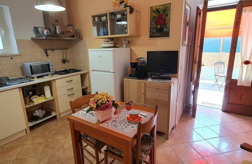 Capannori House | Beautiful villa for 2 guests with WIFI, private pool, TV and pets allowed, close to Lucca