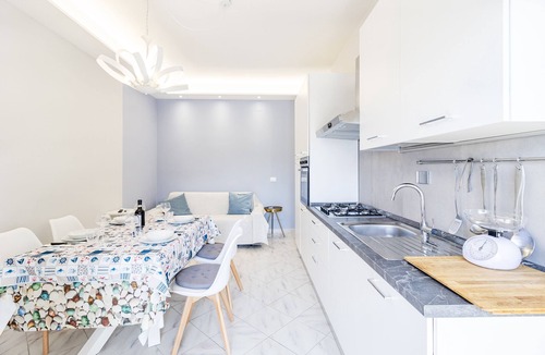 Follonica Apartment | Bedo House - Beachfront Sea View Flat in Follonica, Follonica, Italy