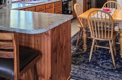 Sanford House | Bell Inn Cottage - Sanford Lake