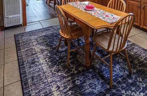 Sanford House | Bell Inn Cottage - Sanford Lake