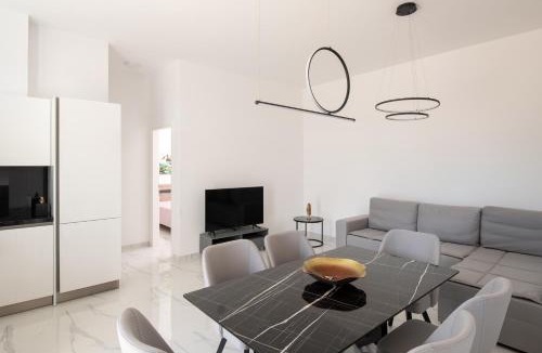 Sarti Apartment | Bellevue Apartment - by ELYSIUM VILLAS