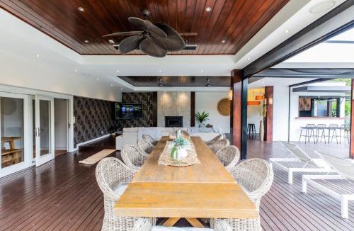 Tootgarook House | Bellini Bliss with Gas Heated Pool