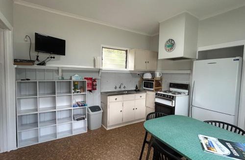 Bemm River Apartment | Bemm River Bungalows - Luderick Lodge Bungalow 3