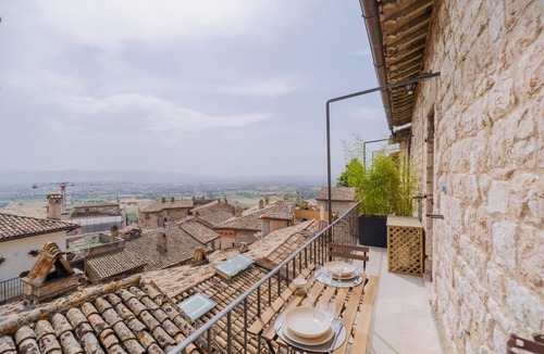 Assisi House | Benedictine monastery of 1072