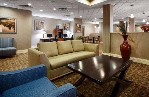 Kalamazoo Hotel | Best Western Plus Kalamazoo Suites