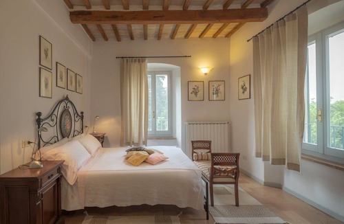 Spello House | Between art and nature farm in Umbria Green Heart of Italy