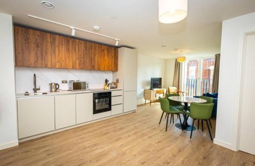 Bordesley Apartment | Birmingham City Retreat No 121