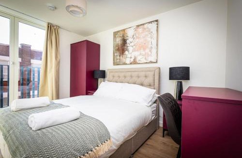 Bordesley Apartment | Birmingham City Retreat No 121