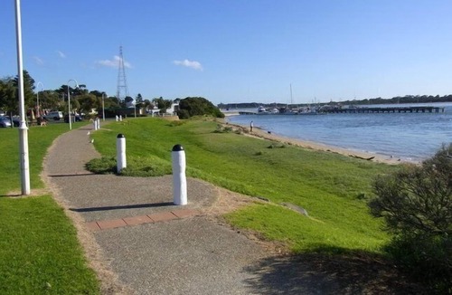 San Remo House | Black Dolphin Waterfront Townhouse- Bay Views- Spa