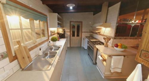 Blackwood House | Blackwood Cobb & Co Historic Forest Retreat