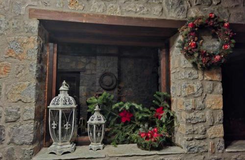 Aghios Athanasios Ski Chalet | Blessings Chalet στον Παλαιό Άγιο Αθανάσιο με Τζάκι, Barbeque, μεγάλη αυλή και υπέροχη θέα