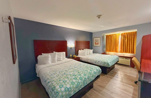 Northwood Hotel | BlissPoint Inn & Suites, Northwood