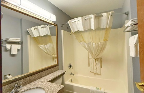 Northwood Hotel | BlissPoint Inn & Suites, Northwood