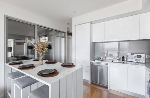 Bonbeach Apartment | Bonbeach Bliss Contemporary Waterfront Living