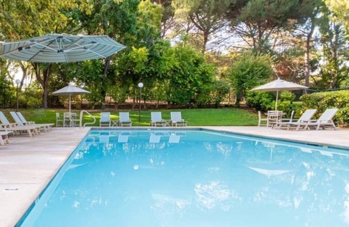 Napa Cottage | BottleRock Weekend Resort-1 mile to Festival-Sleeps 4-Free Parking-Late Checkout