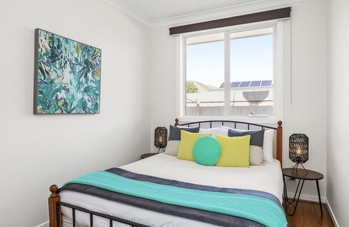 Mentone House | BOUTIQUE STAYS - The Richardson