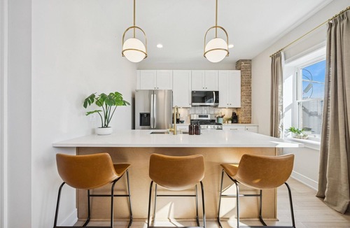 La Grange House | Brand new 1 Bedroom Apartment in La Grange close to Metra