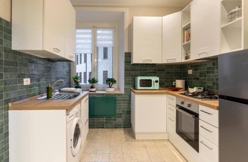 Marsala Apartment | Brick & Arch