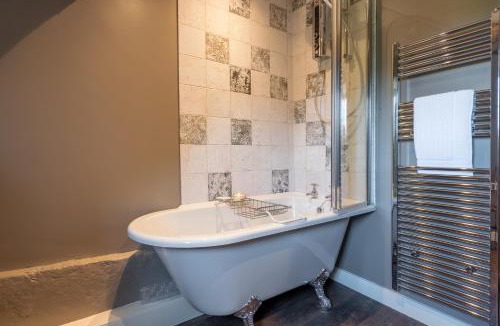 Snowshill Village House | Broughwood Cottage Snowshill