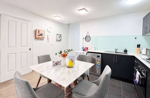 Brunswick Apartment | Brunswick 1BR: City & Comfort w/Free Parking