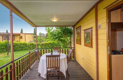 Bibbona House | Bungalow 'Stella 2' with Shared Pool, Private Terrace and Air Conditioning