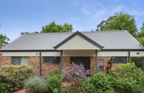 Croydon Villa | Bungunyah Apartments: Margriet