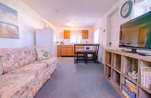 Oscoda Cabin | Cabin #1 True North