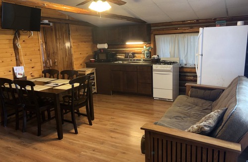 Mayfield Cabin | Cabin 6 Lake Cabins Resort on Fife Lake