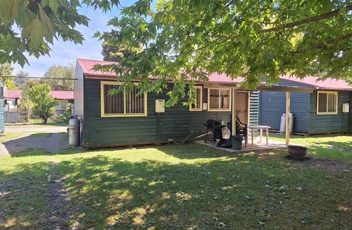 Thornton Cabin | CABIN 6 - Two Bedrooms, sleep up to 6