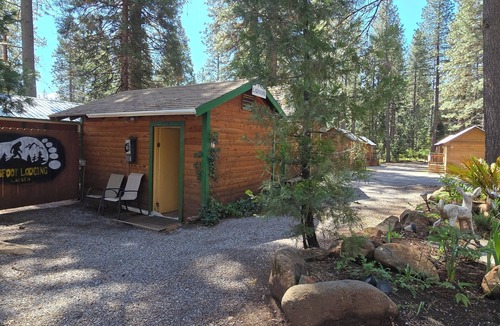 Shingletown Cabin | Camping Cabin B Near Lassen NP With Shared Bathrooms/Showers