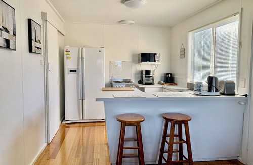Cape Paterson Apartment | Cape Paterson Stay Apartment 1, BEACH 5 min walk.