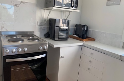 Cape Paterson Apartment | Cape Paterson Stay Apartment 1, BEACH 5 min walk.