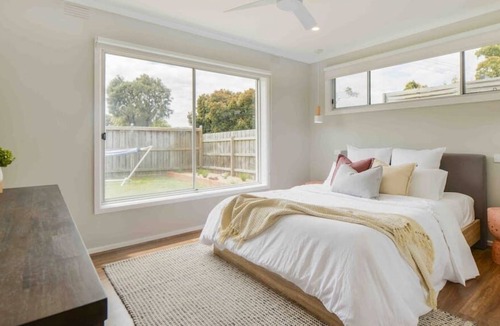 Capel Sound House | Capel Beach House - 2 bedroom pet friendly cottage - 4pm check out on Sundays*