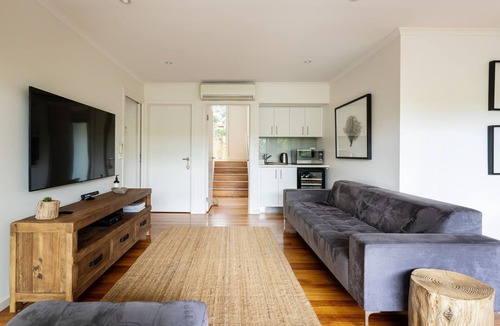 Rosebud House | Carrajung House - Rosebud