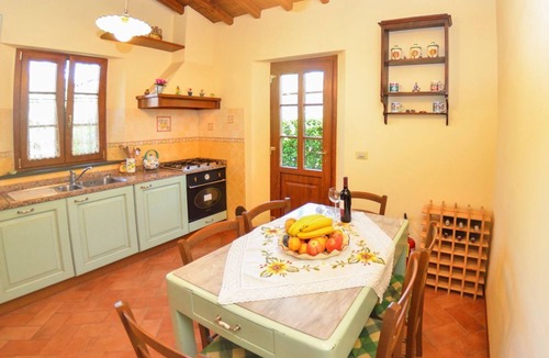 Capannori Villa | Casa Palanca - Two Bedroom Villa, Sleeps 4