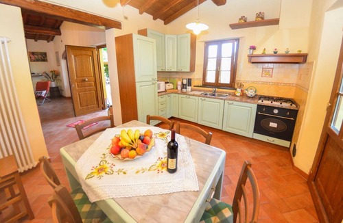 Capannori Villa | Casa Palanca - Two Bedroom Villa, Sleeps 4