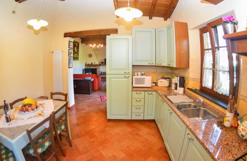 Capannori Villa | Casa Palanca - Two Bedroom Villa, Sleeps 4