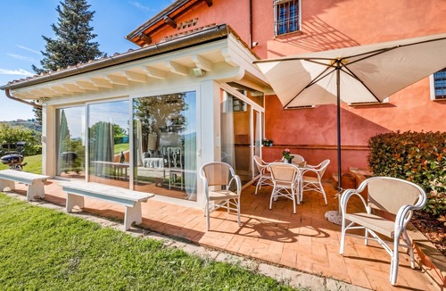 Capannori House | Casa Paradiso with Panorama and Private Pool, Capannori, Italy