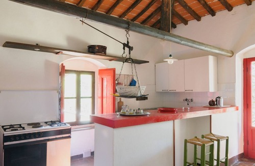Arezzo Apartment | 'Casa Rossa' mit Pool by Interhome