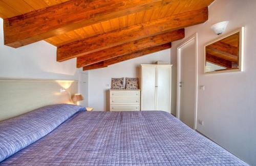 Valfabbrica House | Casavacanzelemore - Casa Zoe