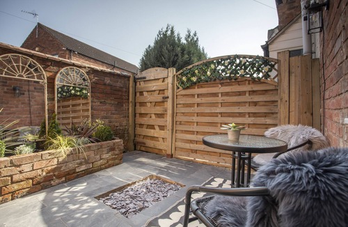 Warwick House | Central beautiful boutique townhouse - 5 mins walk to Warwick