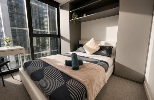 Melbourne Central Business District Apartment | Central Melbourne Comfort 2BR City Stay