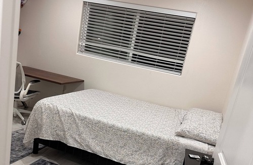 Simi Valley House | Central room in Simi Valley 3 minutes driving from RevolutionChurch