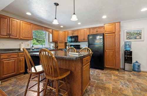 Ephraim Cabin | Centrally located-Home in Ephraim- Sleeps 8